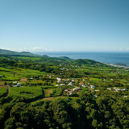 Les Hebergements Au Dy-Na Petite Île Εξωτερικό φωτογραφία